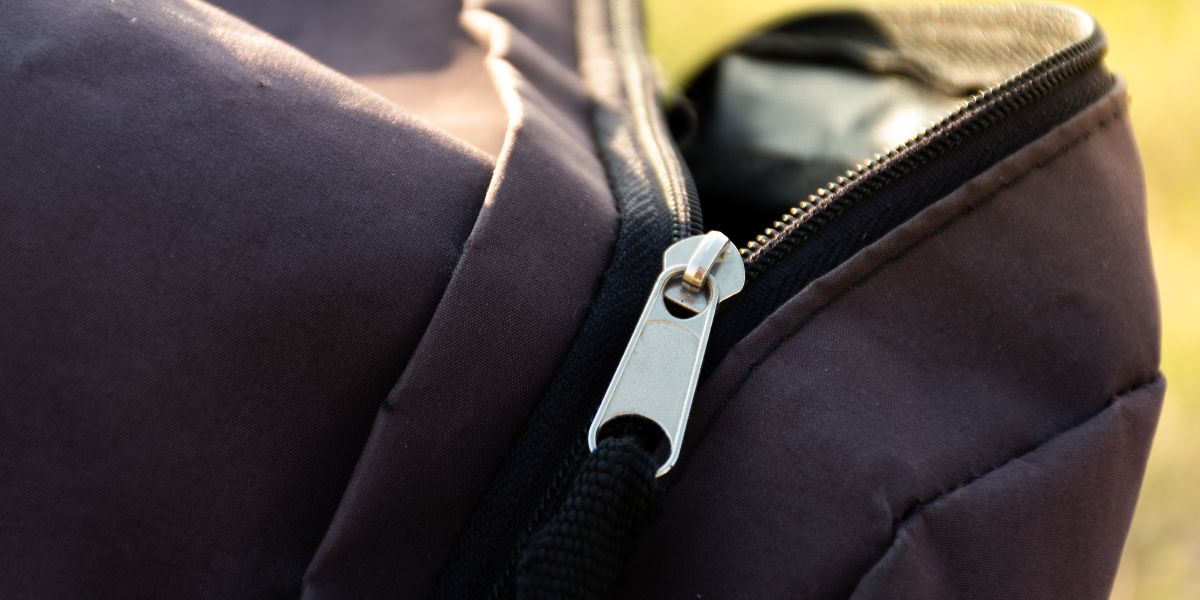 Comment réparer une fermeture de sac à dos : guide pratique
