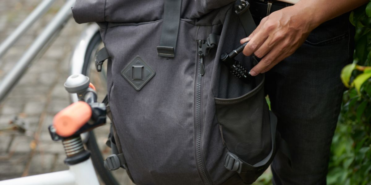 Comment cadenasser son sac à dos : conseils et astuces