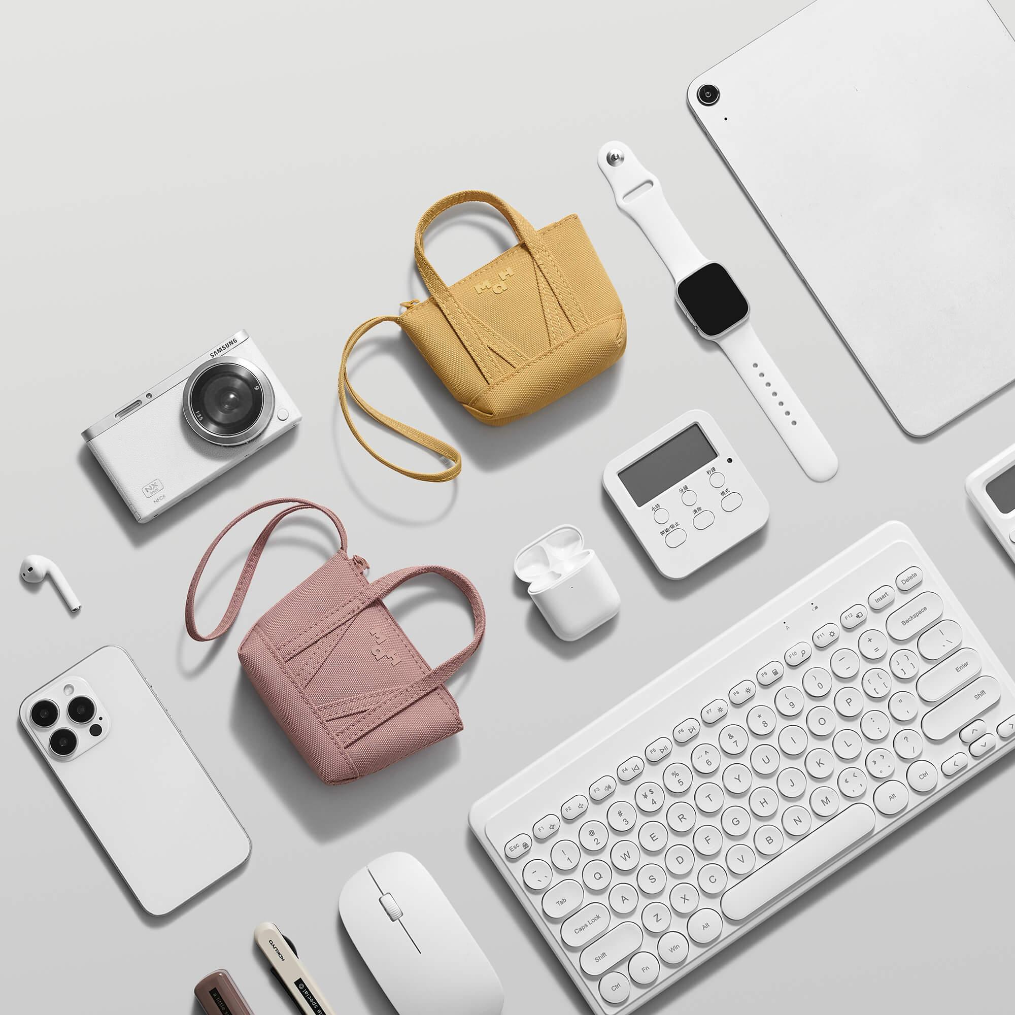 MaH Young Hull - Cabas Mini | Earbuds Bag