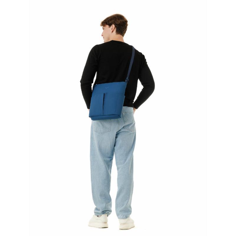MaH Line Cross - Sac bandoulière Bleu Nuit | Cuir Vegan