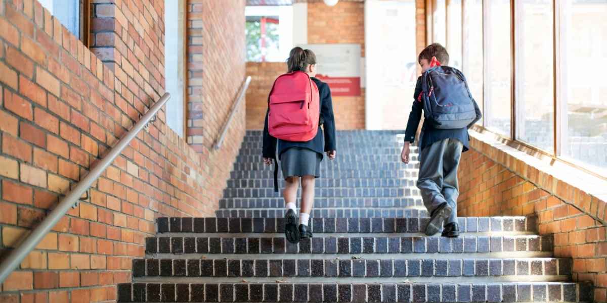 Comment choisir sac à dos Ecole : top 5 des conseils