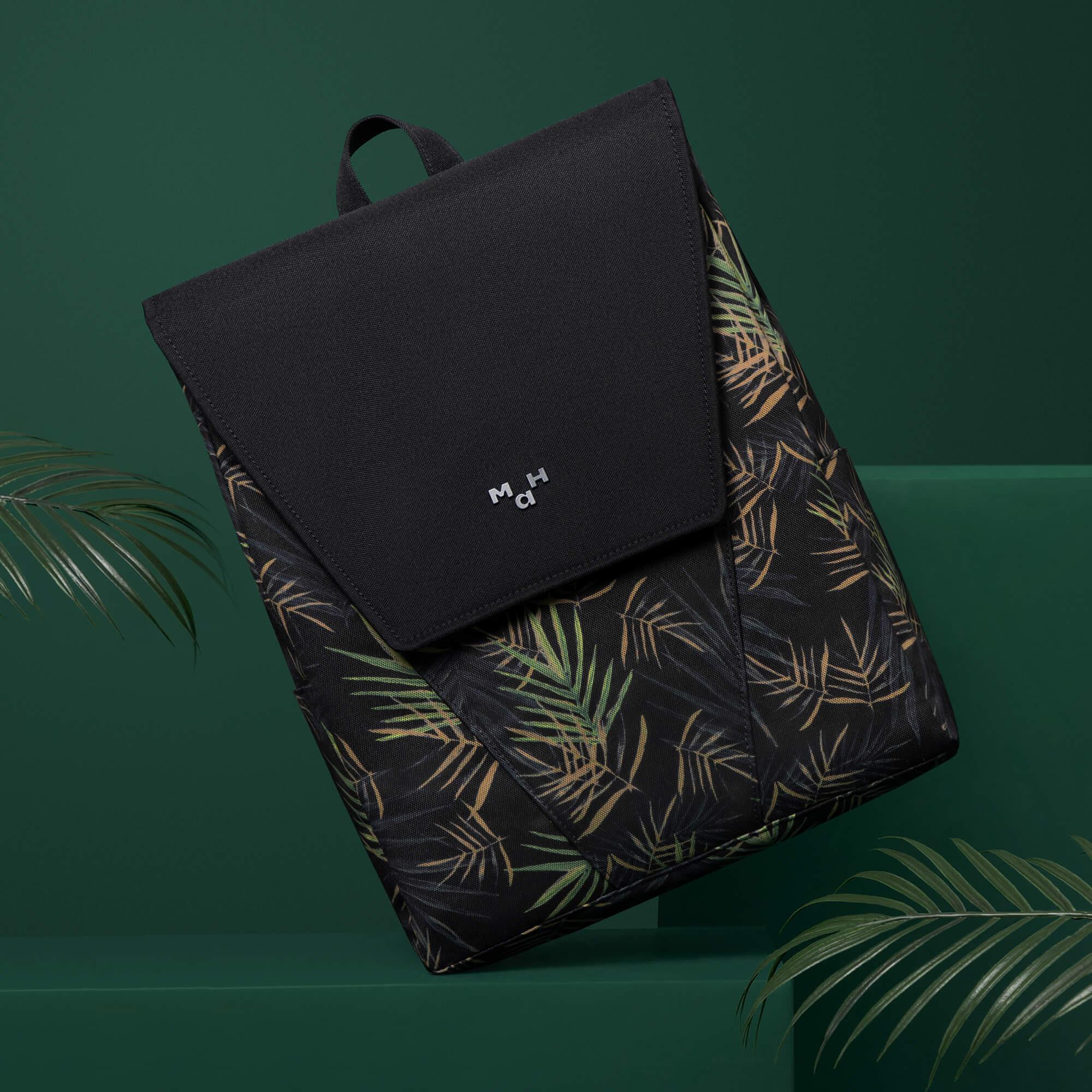 Waterproof Black Backpack For Daily Use